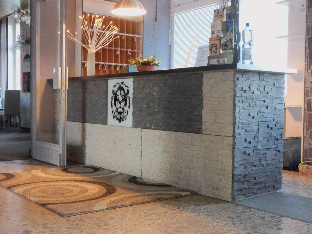 Hotel Bily Lev Рокицани Екстер'єр фото